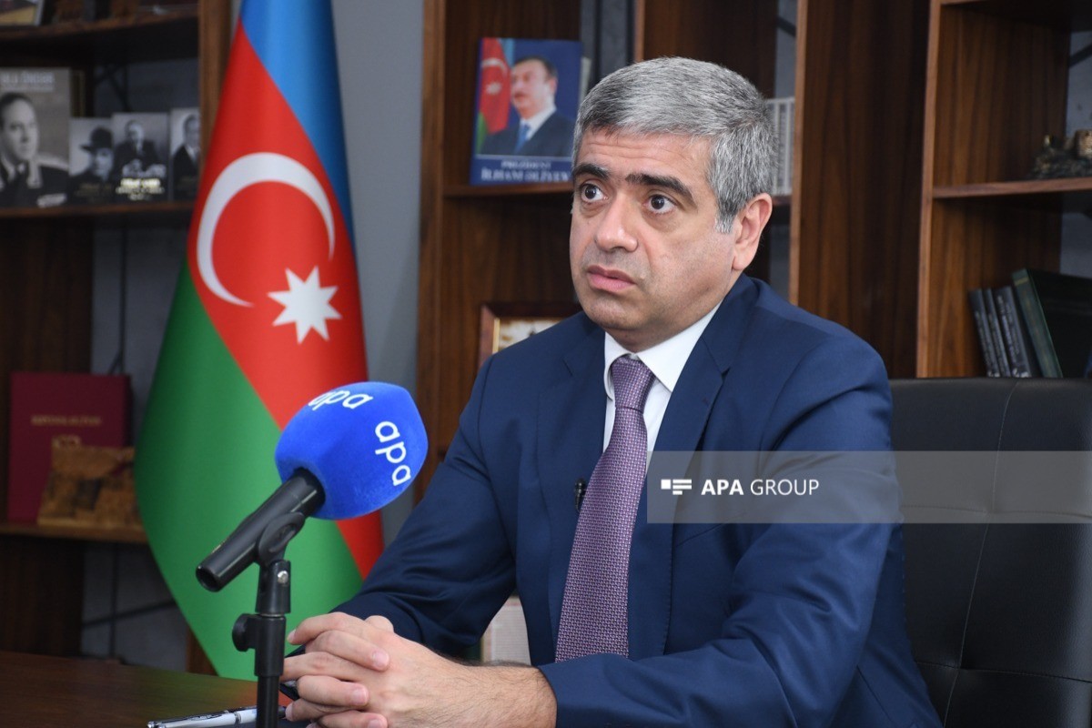 Əmək və əhalinin sosial müdafiəsi naziri Anar Əliyev