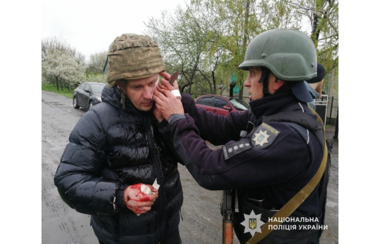 Ukraynada polislərə qumbara atılıb, 6 nəfər yaralanıb