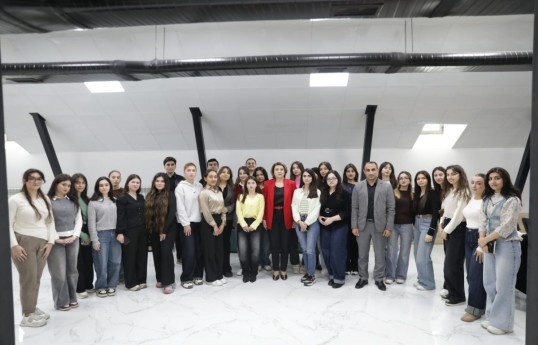 BDU-da “Danışır təcrübə” layihəsinin növbəti qonağı “APA Media Group”un baş direktoru Vüsalə Mahirqızı olub