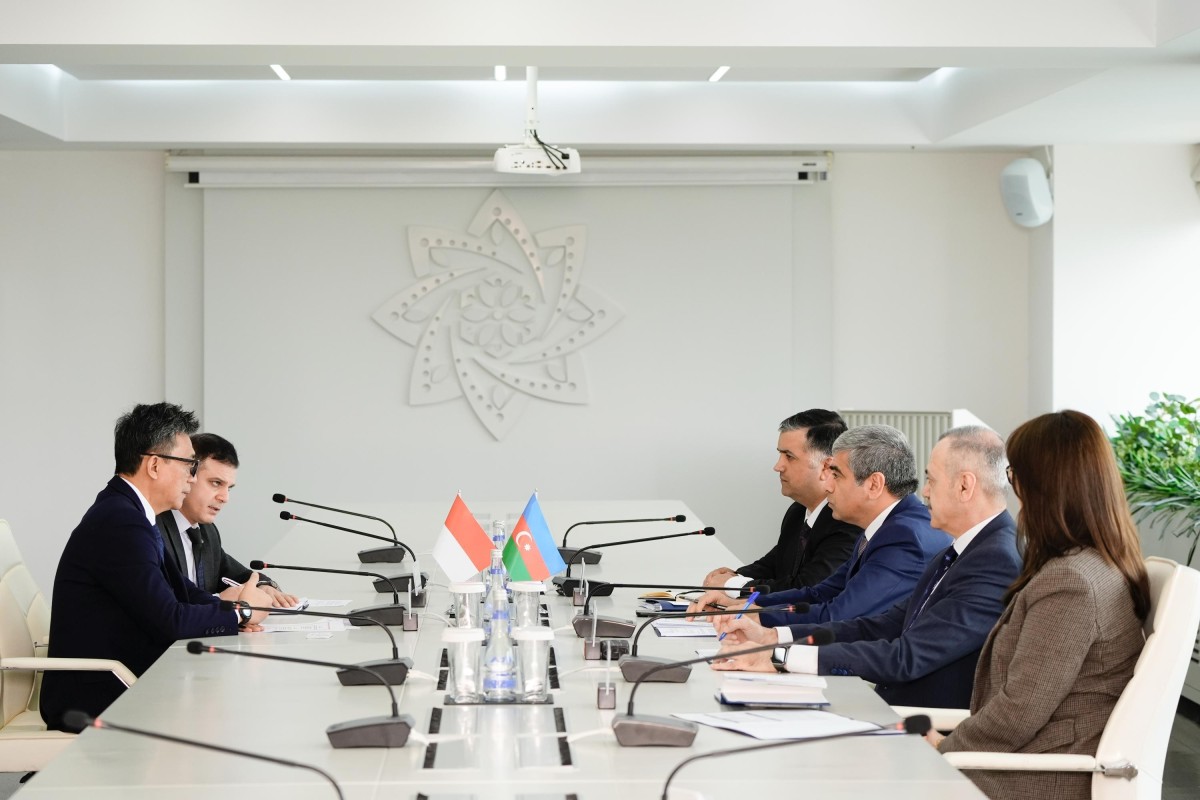Anar Əliyev İndoneziya səfiri ilə görüşüb