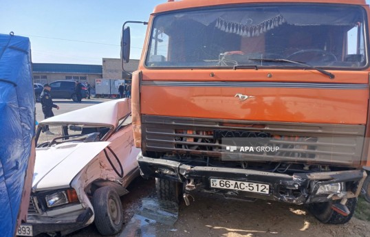 Ağcabədidə qəza: 1 ölü, 4 yaralı