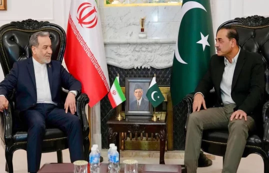 İran XİN rəhbəri Abbas Əraqçi və Pakistan ordusunun komandanı feldmarşal Asim Munir