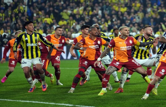 “Qalatasaray” öz meydanında “Fənərbaxça”nı məğlub edib