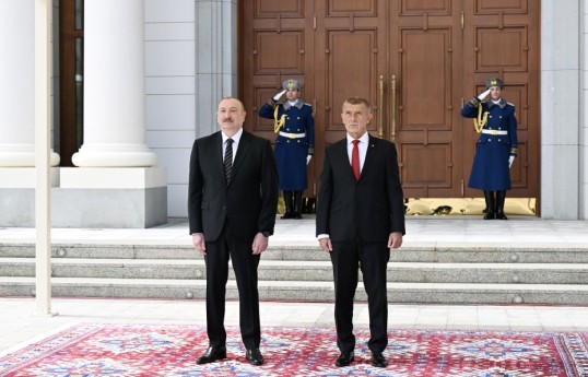 Azərbaycan Prezidenti İlham Əliyev və Çexiyanın Baş naziri Andrey Babiş