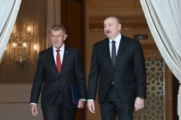 Prezident İlham Əliyev və Çexiyanın Baş naziri Andrey Babiş mətbuata bəyanatlarla çıxış ediblər - FOTO  - YENİLƏNİB 