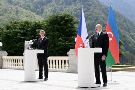Prezident İlham Əliyev və Çexiyanın Baş naziri Andrey Babiş mətbuata bəyanatlarla çıxış ediblər - FOTO  - YENİLƏNİB 