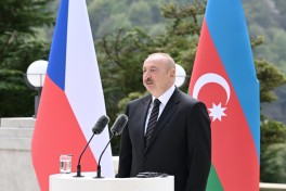 Prezident İlham Əliyev və Çexiyanın Baş naziri Andrey Babiş mətbuata bəyanatlarla çıxış ediblər - FOTO  - YENİLƏNİB 