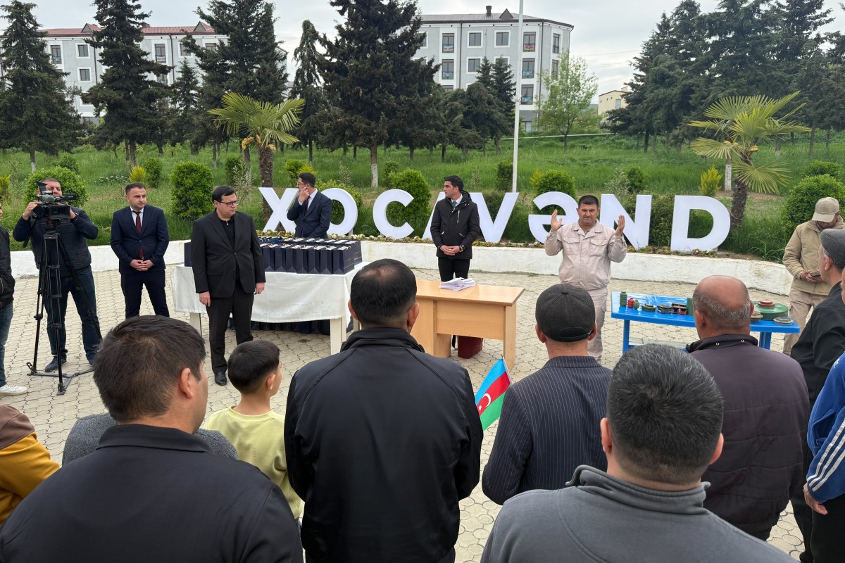 Növbəti köç karvanı Xocavənd şəhərinə və Xanoba kəndinə çatıb, açarlar təqdim edilib - YENİLƏNİB  - FOTO 