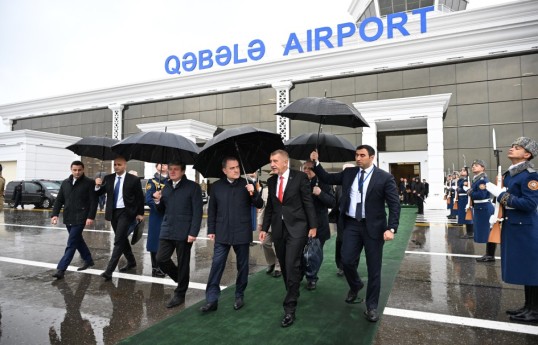Çexiya Baş nazirinin Azərbaycana səfəri başa çatıb