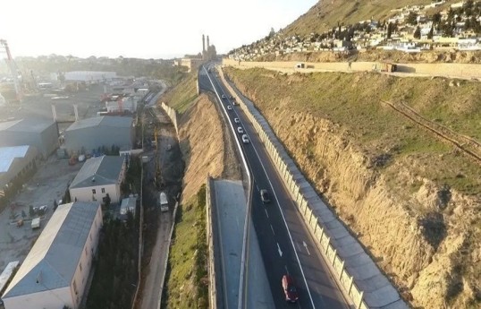 Bakıda bəzi rayonlarda istinad divarları tikiləcək