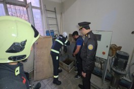 Bakıda yaşayış kompleksində şərti yanğın təlimi keçirilib - VİDEO 