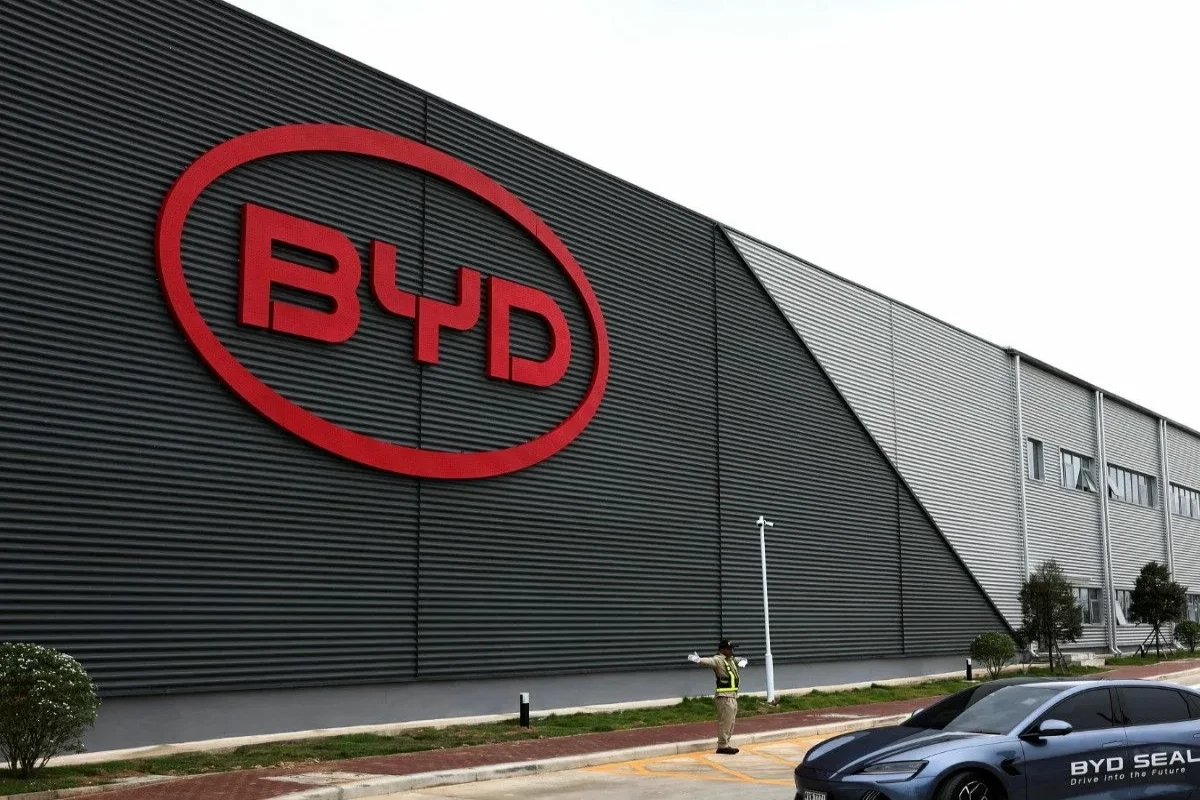 BYD şirkətinin mənfəəti kəskin azalıb