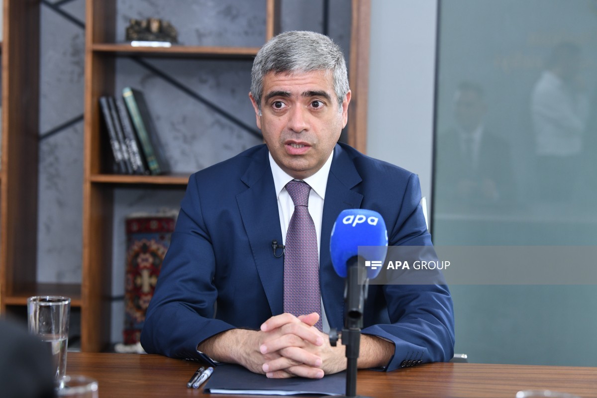 Əmək və əhalinin sosial müdafiəsi naziri Anar Əliyev