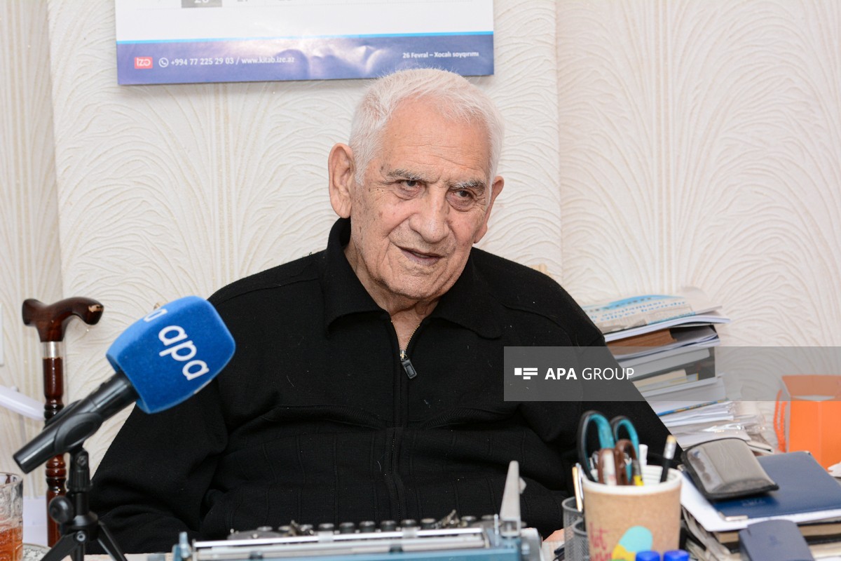 Xalq şairi Nəriman Həsənzadə