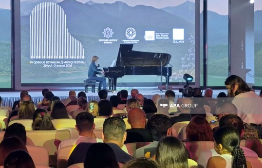 XV Qəbələ Beynəlxalq Musiqi Festivalı çərçivəsində kamera musiqisi axşamı keçirilib - FOTO 