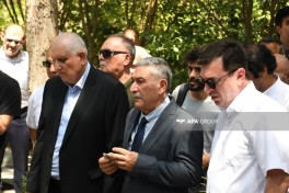 Xalq şairi Nəriman Həsənzadə I Fəxri xiyabanda dəfn edilib - FOTO