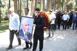 Xalq şairi Nəriman Həsənzadə I Fəxri xiyabanda dəfn edilib - FOTO