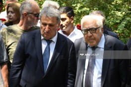 Xalq şairi Nəriman Həsənzadə I Fəxri xiyabanda dəfn edilib - FOTO 