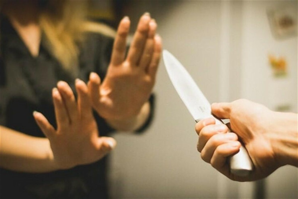 Abşeronda 54 yaşlı kişi arvadını bıçaqlayıb, daha sonra özünü öldürüb