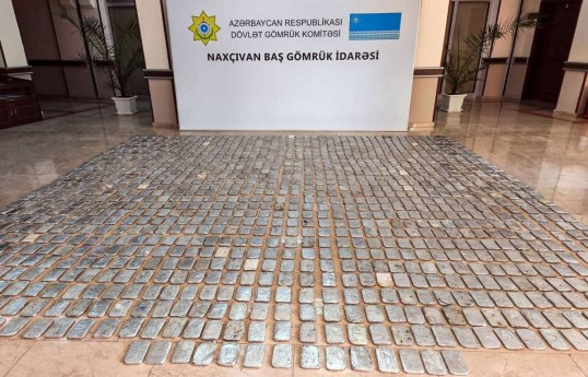 Azərbaycan gömrükçüləri İrandan Almaniyaya yük aparan maşında 112 kq-dan çox heroin aşkarlayıb