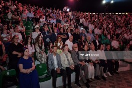 XV Qəbələ Beynəlxalq Musiqi Festivalının təntənəli bağlanış konserti keçirilib - FOTO 