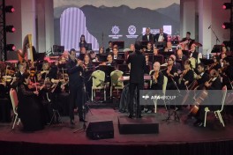XV Qəbələ Beynəlxalq Musiqi Festivalının təntənəli bağlanış konserti keçirilib - FOTO 