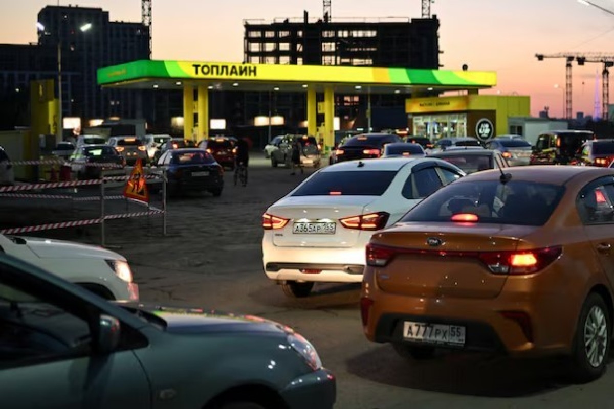 Reuters: Belarusdan Rusiyaya benzin və dizel ixracı iyulda rekord həddə çatıb