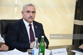 “QHT sektorunda rəqəmsallaşma və innovasiyalar” mövzusunda dəyirmi masa keçirilib - FOTO 