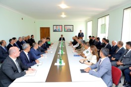 Naxçıvan şəhəri, Ordubad və Culfanın yeni icra başçıları kollektivlərə təqdim edilib