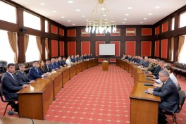 Naxçıvan şəhəri, Ordubad və Culfanın yeni icra başçıları kollektivlərə təqdim edilib
