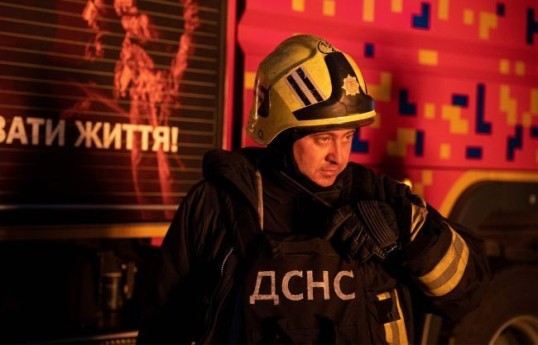 Rusiya Sumıya KAB-larla zərbə endirib, yaşayış binaları və ticarət mərkəzi zədələnib