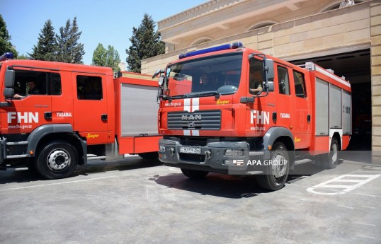 Nərimanov rayonunda beşmərtəbəli binada yanğın olub