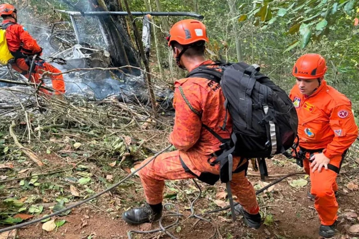 Braziliyada helikopter qəzaya uğrayıb, 4 nəfər ölüb