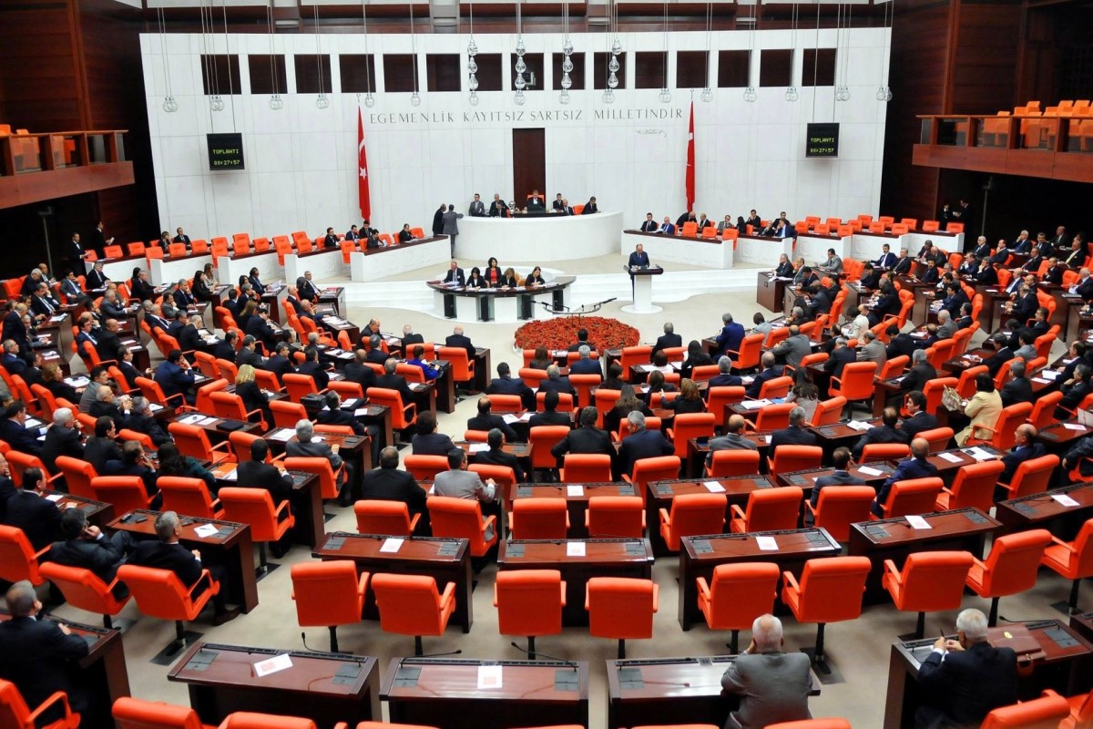 Türkiyə parlamenti “Terrorsuz Türkiyə” prosesi çərçivəsində hazırlanan 12 maddəlik qanun layihəsini qəbul edib