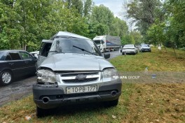 Zaqatalada TIR-la minik maşını toqquşub, xəsarət alanlar var - FOTO 