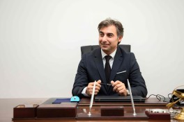 “Azərsun Holdinq” yerli xammaldan günəbaxan yağı istehsalını 4 000 tona çatdıracaq