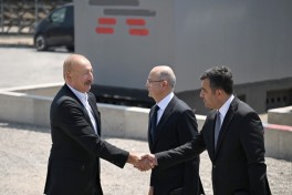 Prezident Naxçıvanda “Şəms 1” və “Qərbi Üfüq” Günəş Elektrik stansiyalarında görülən işlərlə tanış olub - VİDEO 
