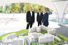 Prezident İlham Əliyev Naxçıvan şəhərində sosial evlər kompleksinin təməlini qoyub - FOTO 