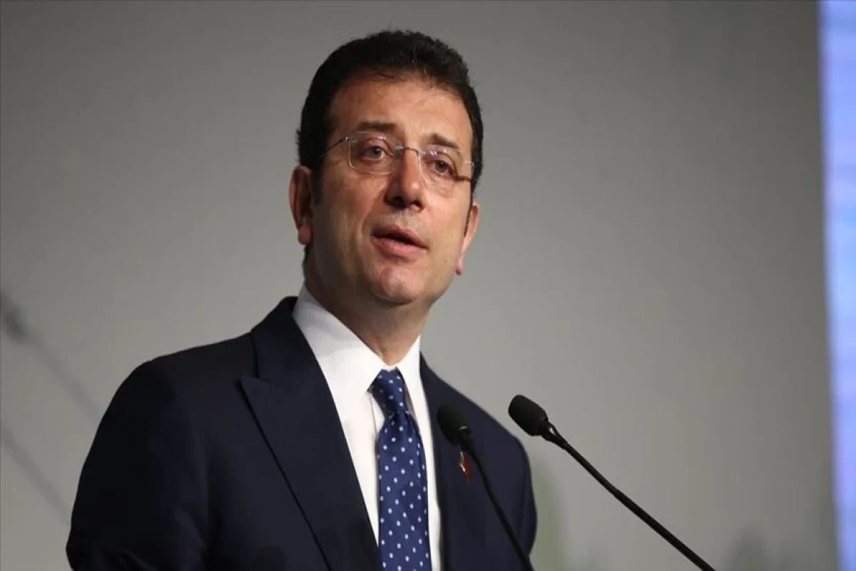 Əkrem İmamoğlu CHP-dən istefa verib