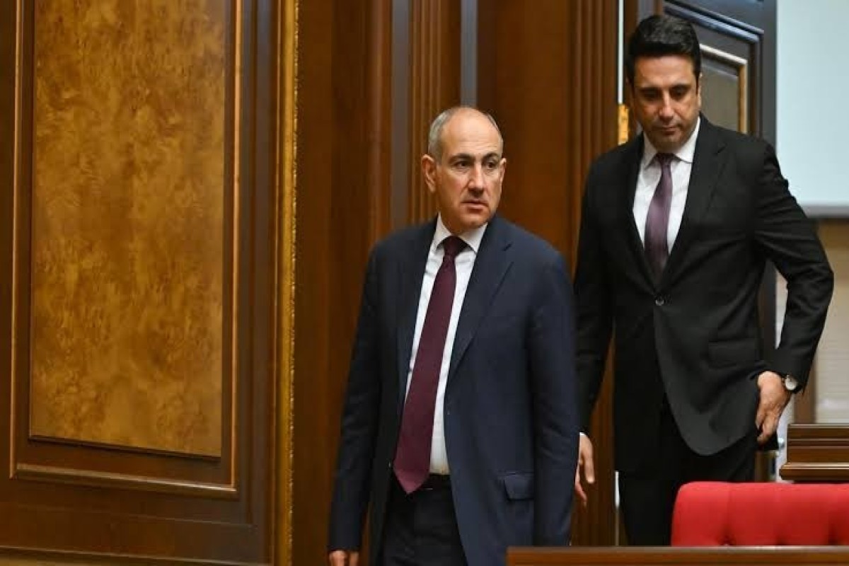 Nikol Paşinyan, Alen Simonyan