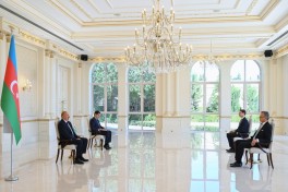 Prezident İlham Əliyev Almaniyanın yeni səfirinin etimadnaməsini qəbul edib