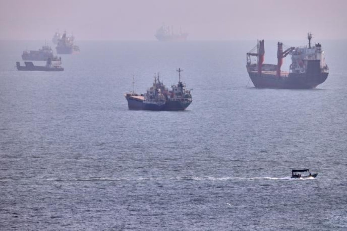 Hörmüz boğazında ADNOC-un iki gəmisi hücuma məruz qalıb