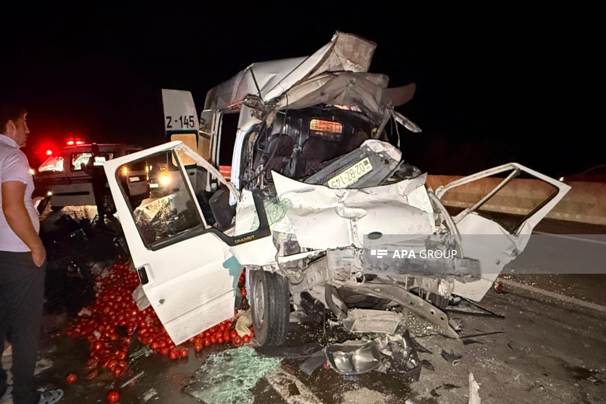 Ucarda iki yük maşını toqquşub, ölənlər var - <span class="red_color">FOTO