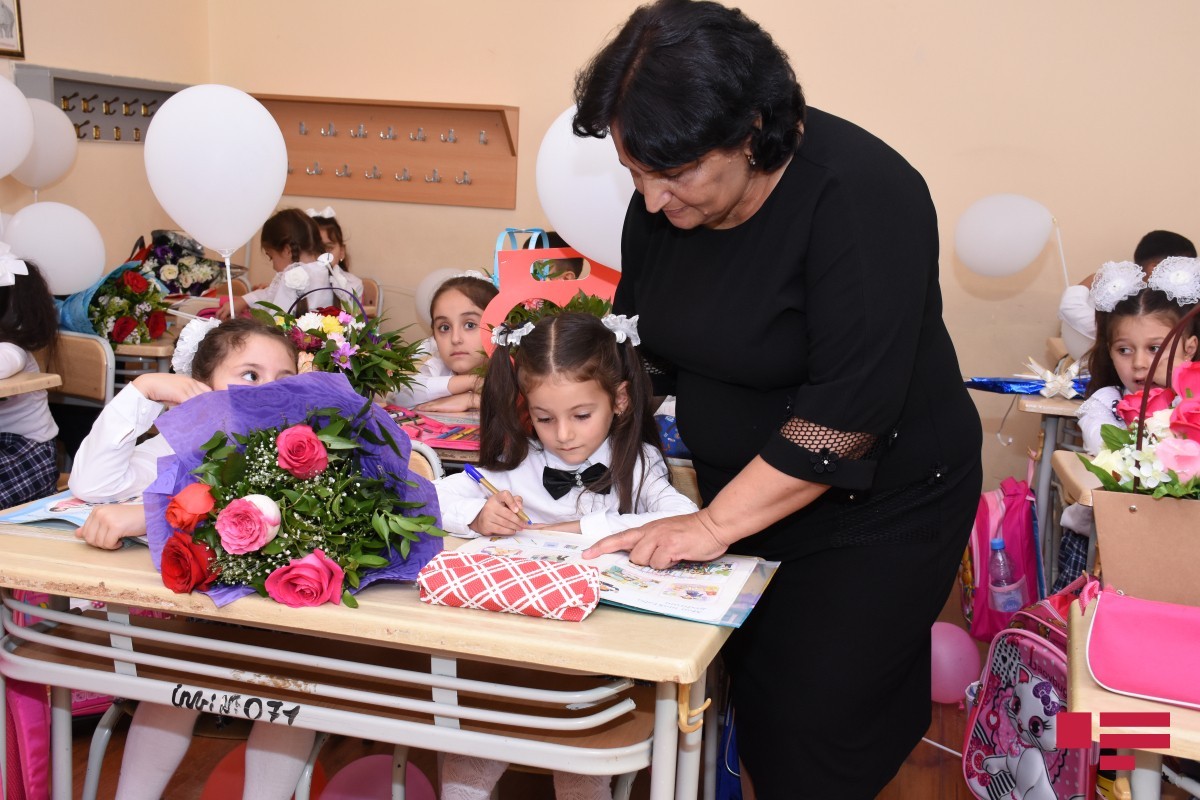 Gürcüstanda azərbaycandilli məktəblərin ibtidai sinif müəllimləri üçün təlim proqramı hazırlanıb