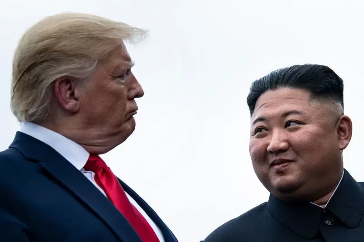 ABŞ prezidenti Donald Tramp və Şimali Koreya lideri Kim Çen In