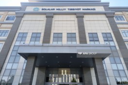 Azərbaycan media nümayəndələri Özbəkistanda Milli Uşaq Tibb Mərkəzində olublar - FOTO 