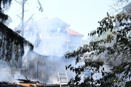 Bakıda istifadəsiz tikilidə baş verən yanğın söndürülüb - VİDEO  - FOTO  - YENİLƏNİB-1 
