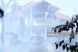 Bakıda istifadəsiz tikilidə baş verən yanğın söndürülüb - VİDEO  - FOTO  - YENİLƏNİB-1 