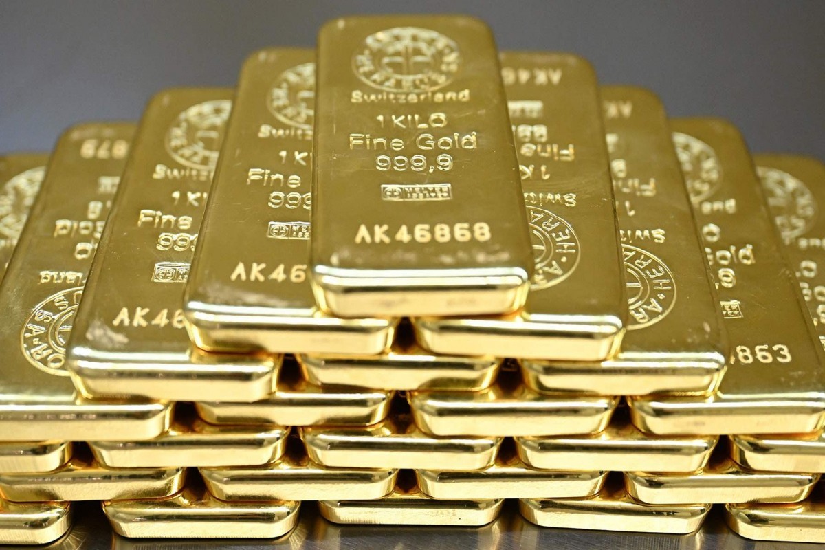 Qızılın qiyməti 4 500 dollardan yuxarı səviyyədə ticarət olunur