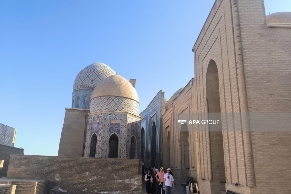 Azerbaijani media representatives visit Shah-i-Zinda complex in Samarkand - <span class="red_color">PHOTO